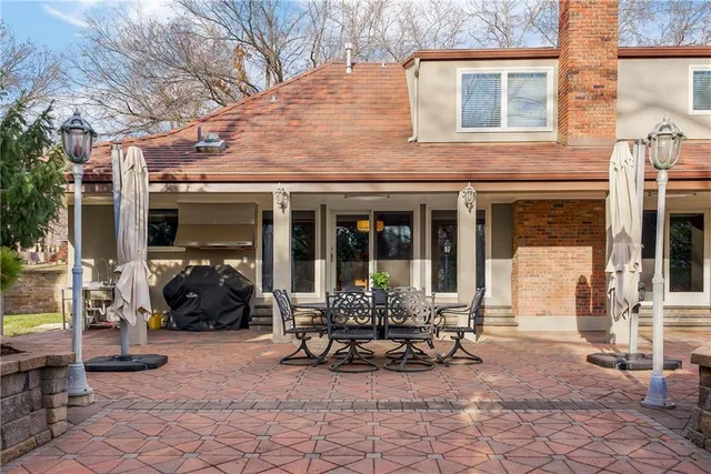 $1,650,000 | 5209 West 83rd Terrace, Prairie Village, KS 66207