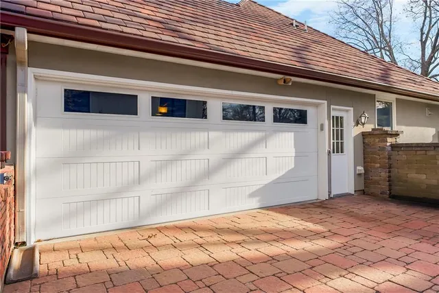 $1,650,000 | 5209 West 83rd Terrace, Prairie Village, KS 66207