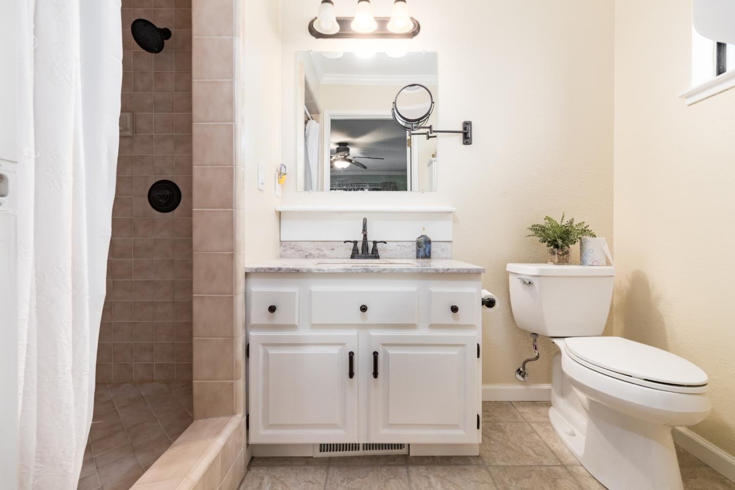 3309 Gross Road Santa Cruz, CA 95062 - Photo 19 of 29 Gallery Image 19