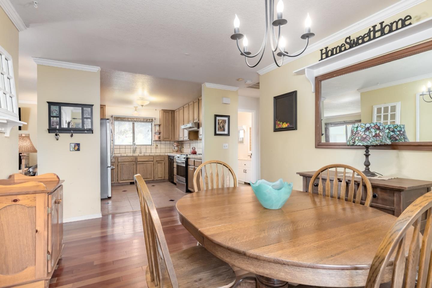 3309 Gross Road Santa Cruz, CA 95062 - Photo 8 of 29 Gallery Image 8
