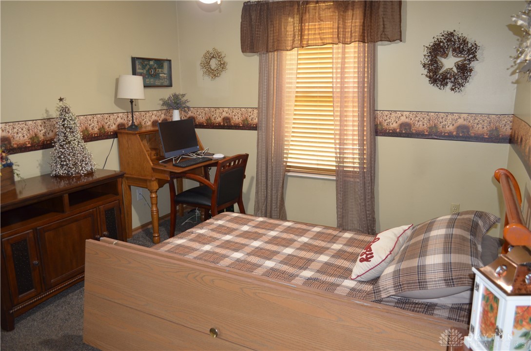 4290 Midfield Street Springfield, OH 45503 - Photo 24 of 51