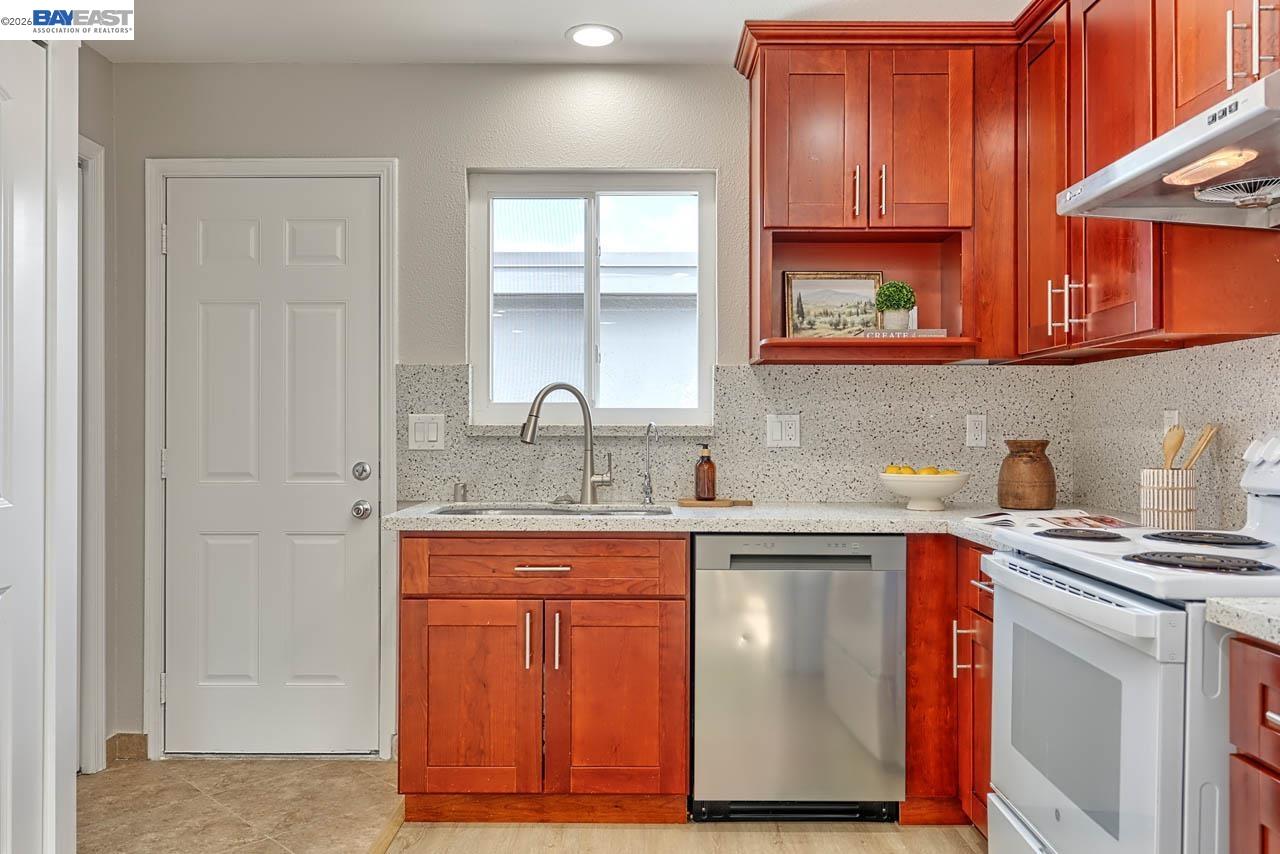 4556 Reyes Drive Union City, CA 94587 - Photo 12 of 29