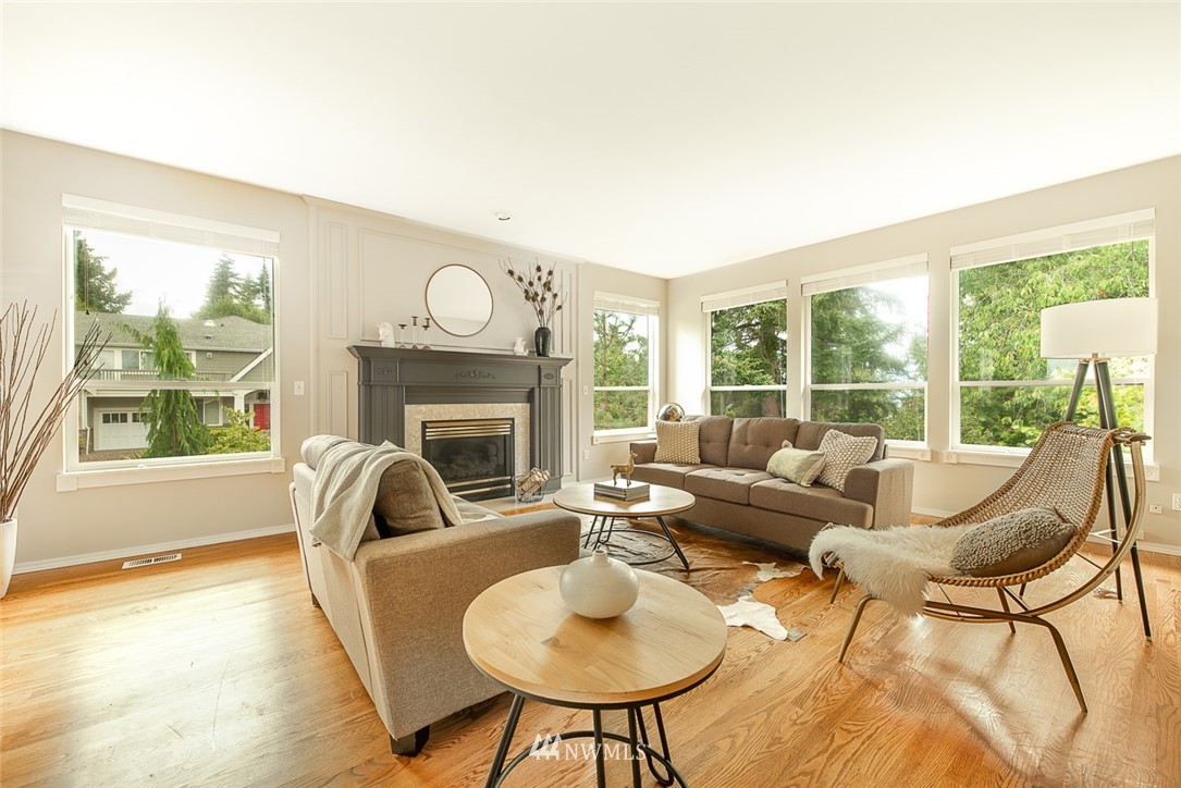 718 Rice Drive Mukilteo, WA 98275 - Photo 4 of 24 Gallery Image 4