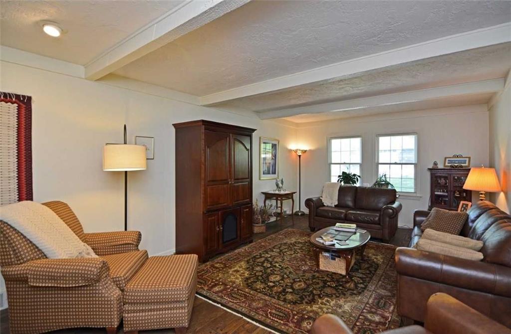226 Sunridge Road Pittsburgh, PA 15238 - Photo 10 of 24 Gallery Image 10