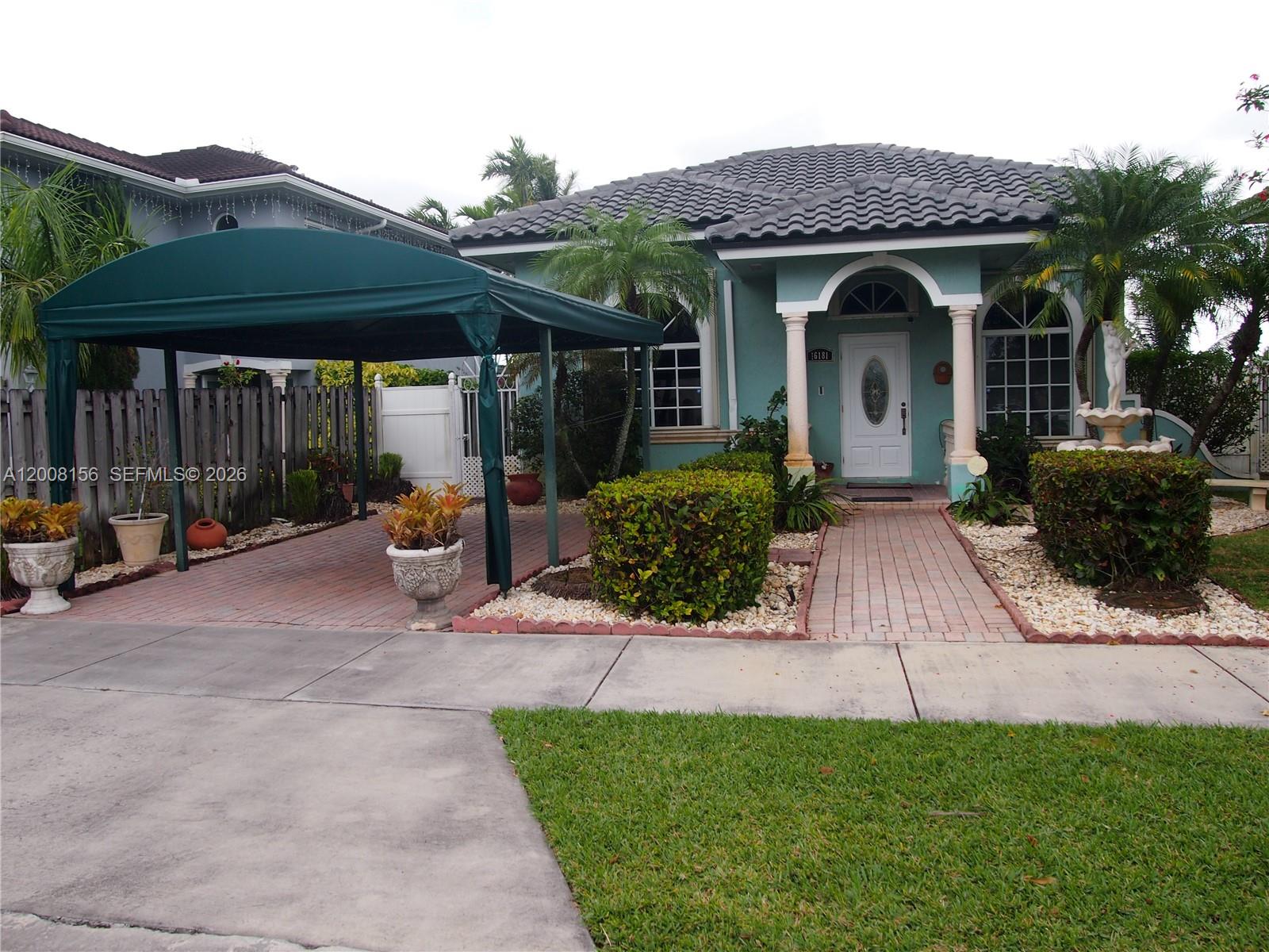 16181 Southwest 141st Avenue Miami, FL 33177 - Photo 3 of 23