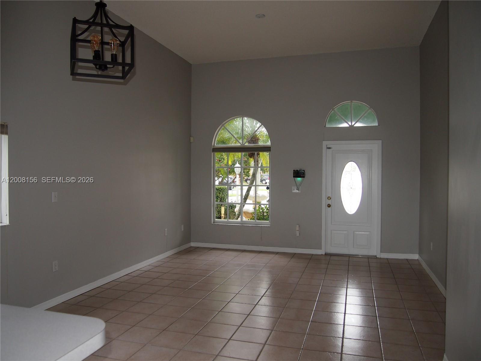 16181 Southwest 141st Avenue Miami, FL 33177 - Photo 4 of 23