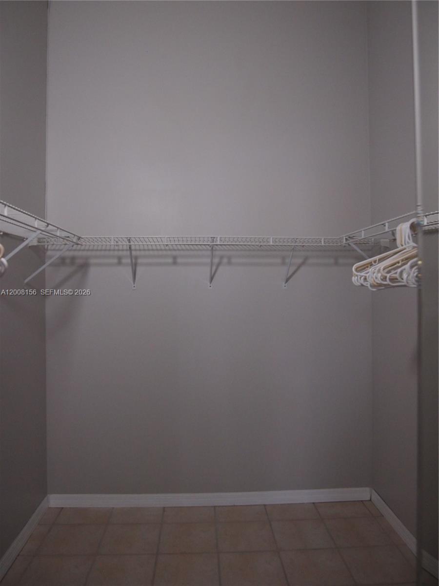 16181 Southwest 141st Avenue Miami, FL 33177 - Photo 10 of 23