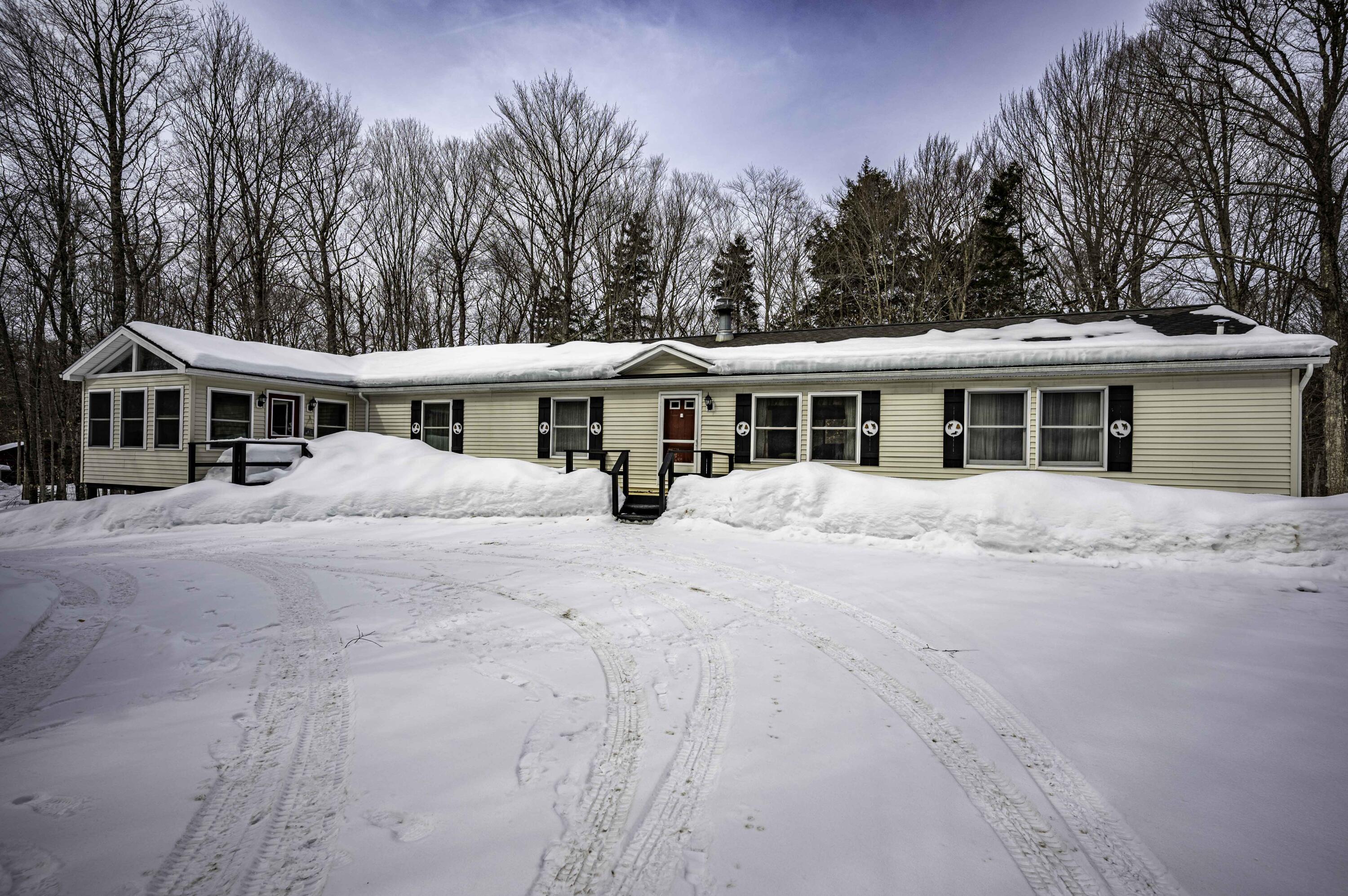 65 Uncas Road Inlet, NY 13360 - Photo 4 of 42 JKZ_9007-HDR