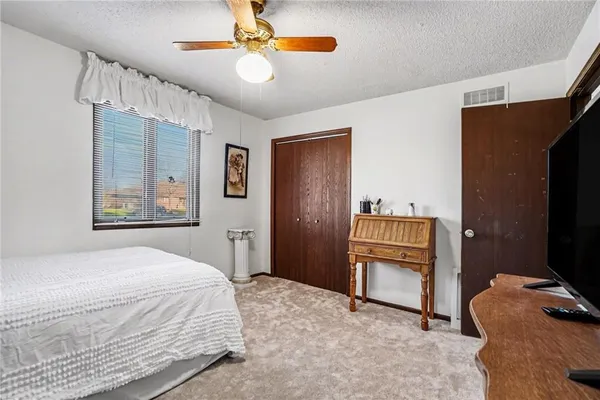 $425,000 | 1109 South Catalpa Street, Savannah, MO 64485