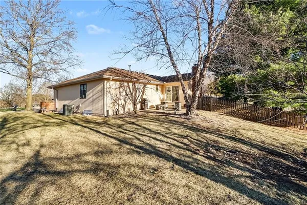 $425,000 | 1109 South Catalpa Street, Savannah, MO 64485