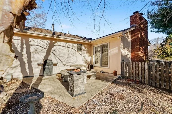 $425,000 | 1109 South Catalpa Street, Savannah, MO 64485