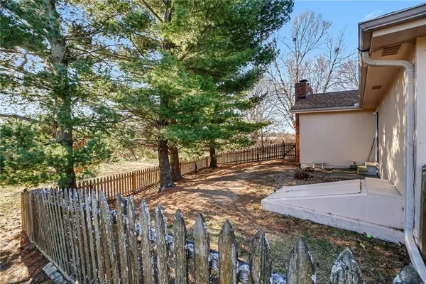 $425,000 | 1109 South Catalpa Street, Savannah, MO 64485