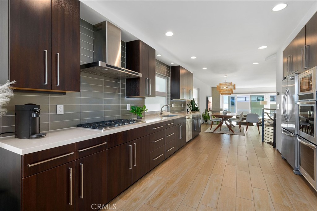73 B Surfside Surfside, CA 90743 - Photo 15 of 40 large custom kitchen