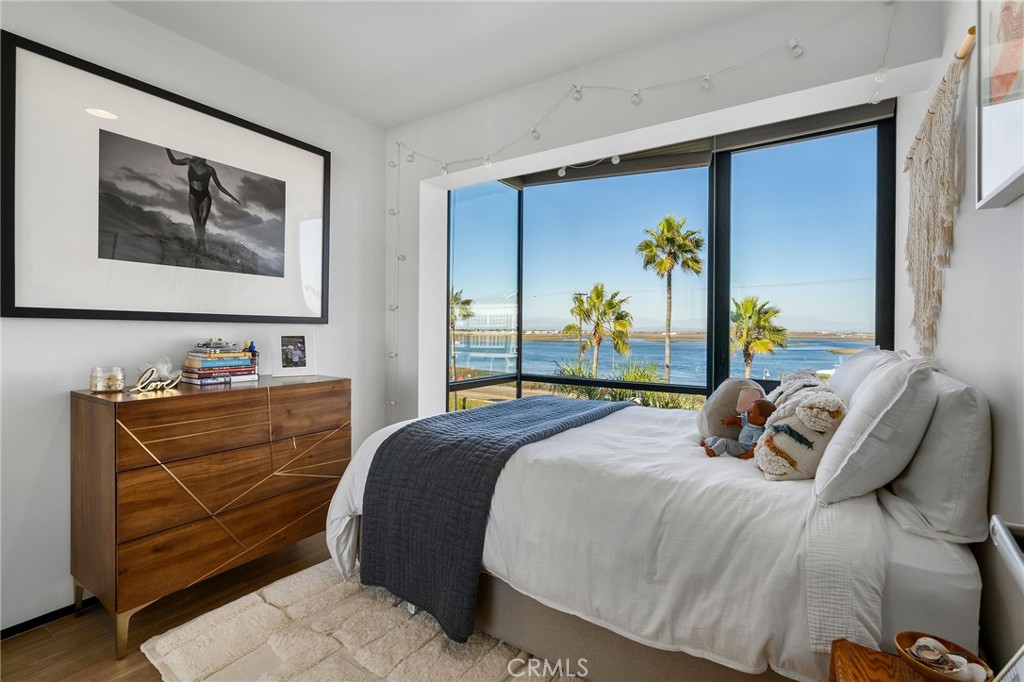 73 B Surfside Surfside, CA 90743 - Photo 27 of 40 3rd view bedroom on 3rd floor