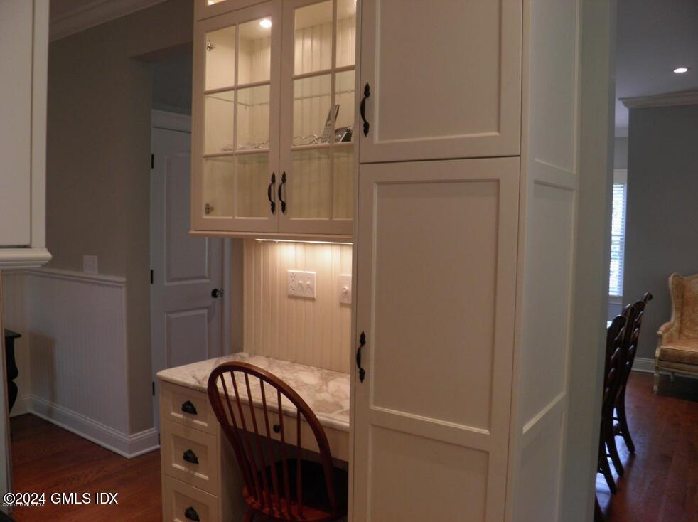 1 Field Road Cos Cob, CT 06807 - Photo 8 of 22