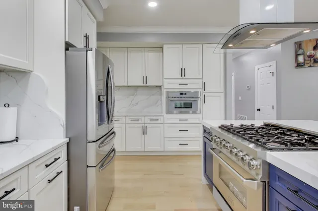 $1,050,000 | 16702 Gooseneck Terrace, Olney, MD 20832