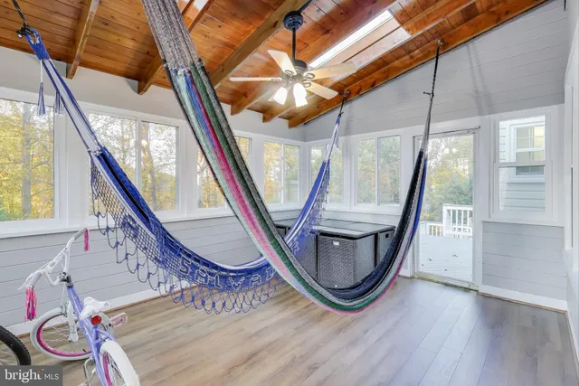 $1,050,000 | 16702 Gooseneck Terrace, Olney, MD 20832