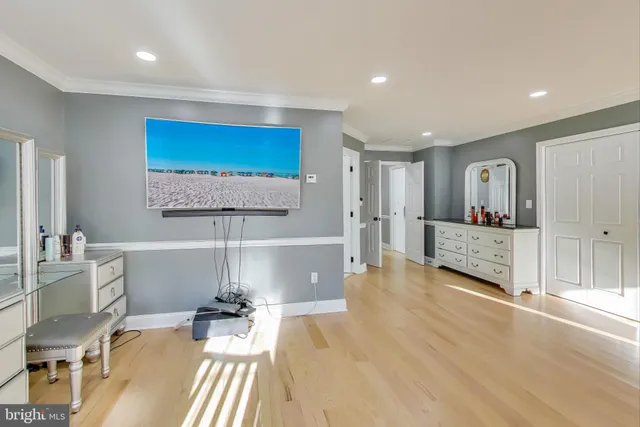 $1,050,000 | 16702 Gooseneck Terrace, Olney, MD 20832