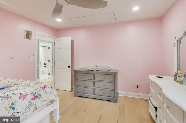 $1,050,000 | 16702 Gooseneck Terrace, Olney, MD 20832