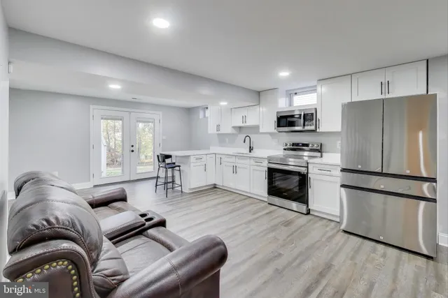 $1,050,000 | 16702 Gooseneck Terrace, Olney, MD 20832