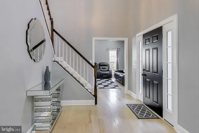 $1,050,000 | 16702 Gooseneck Terrace, Olney, MD 20832