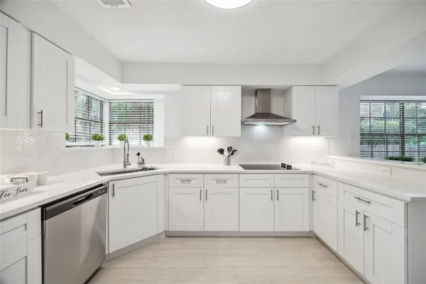 $7,000 | 89 Towering Pines Drive, The Woodlands, TX 77381