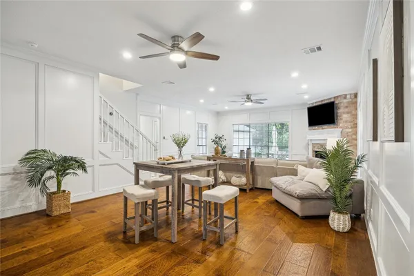 $7,000 | 89 Towering Pines Drive, The Woodlands, TX 77381