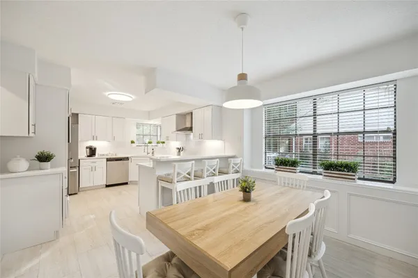 $7,000 | 89 Towering Pines Drive, The Woodlands, TX 77381