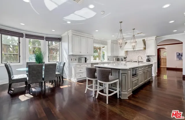 $14,500 | 6127 Rhodes Avenue, North Hollywood, CA 91606