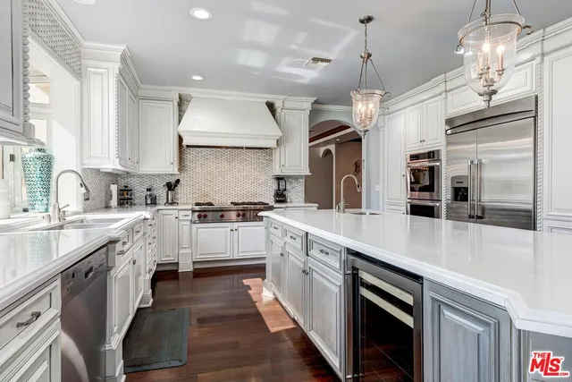 $14,500 | 6127 Rhodes Avenue, North Hollywood, CA 91606