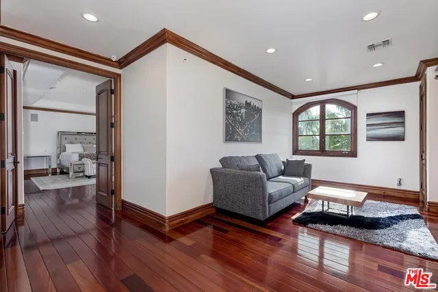 $14,500 | 6127 Rhodes Avenue, North Hollywood, CA 91606