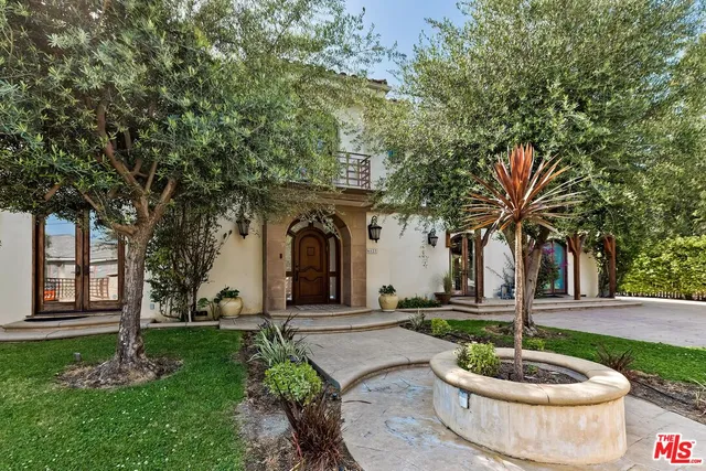 $14,500 | 6127 Rhodes Avenue, North Hollywood, CA 91606