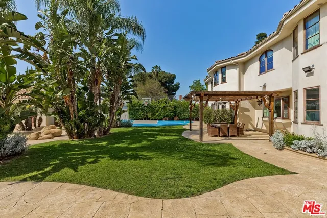 $14,500 | 6127 Rhodes Avenue, North Hollywood, CA 91606