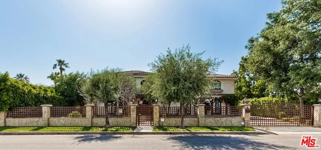 $14,500 | 6127 Rhodes Avenue, North Hollywood, CA 91606