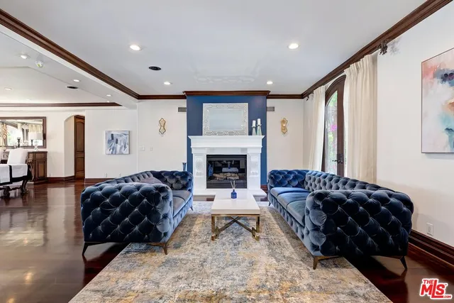 $14,500 | 6127 Rhodes Avenue, North Hollywood, CA 91606