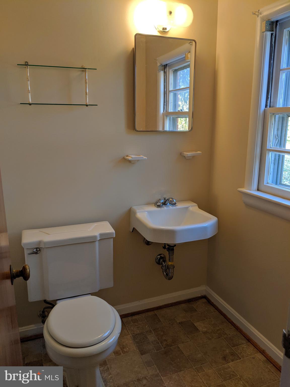 706 Winhall Way Silver Spring, MD 20904 - Photo 14 of 34 Gallery Image 14