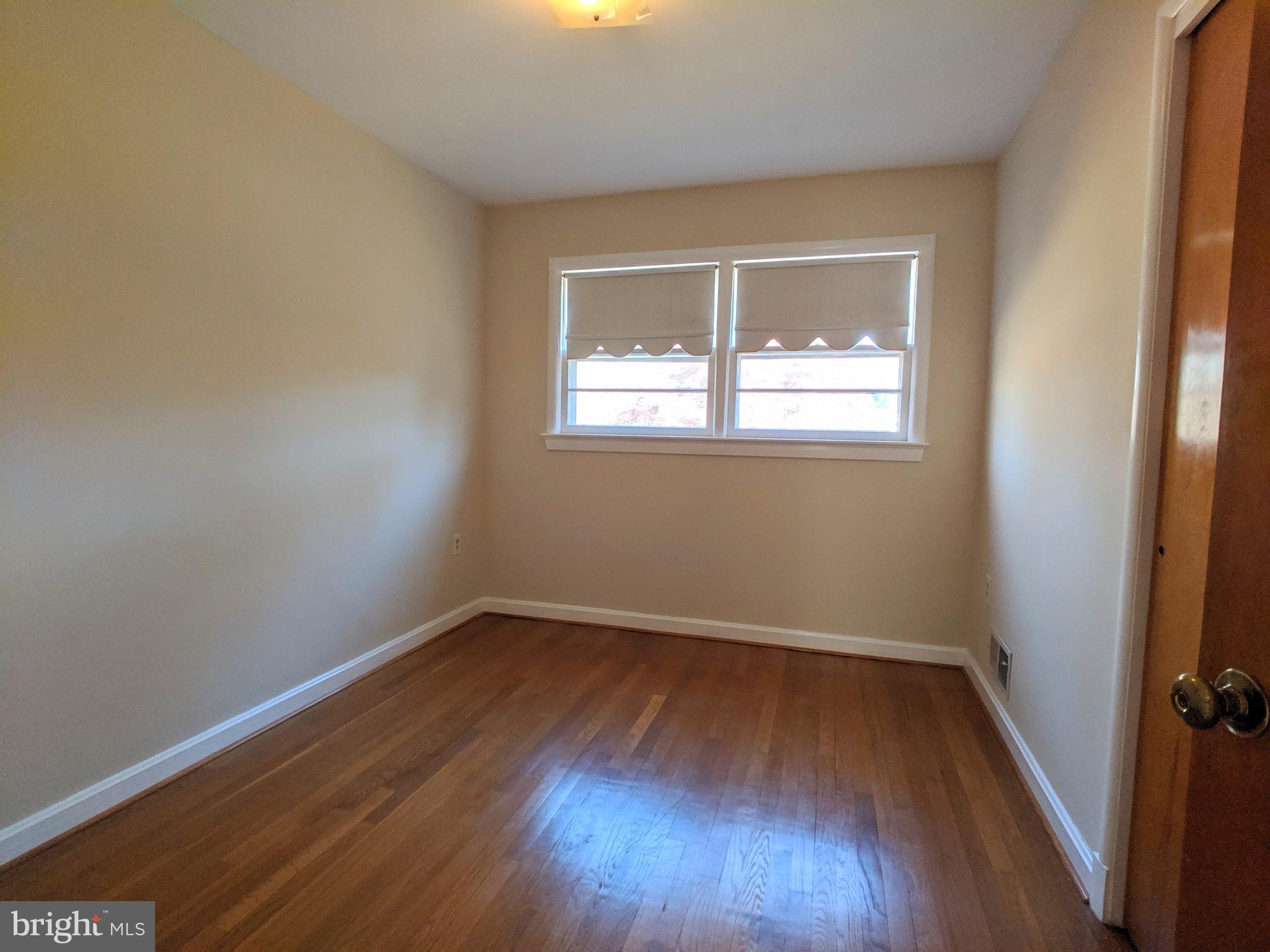 706 Winhall Way Silver Spring, MD 20904 - Photo 8 of 34 Gallery Image 8