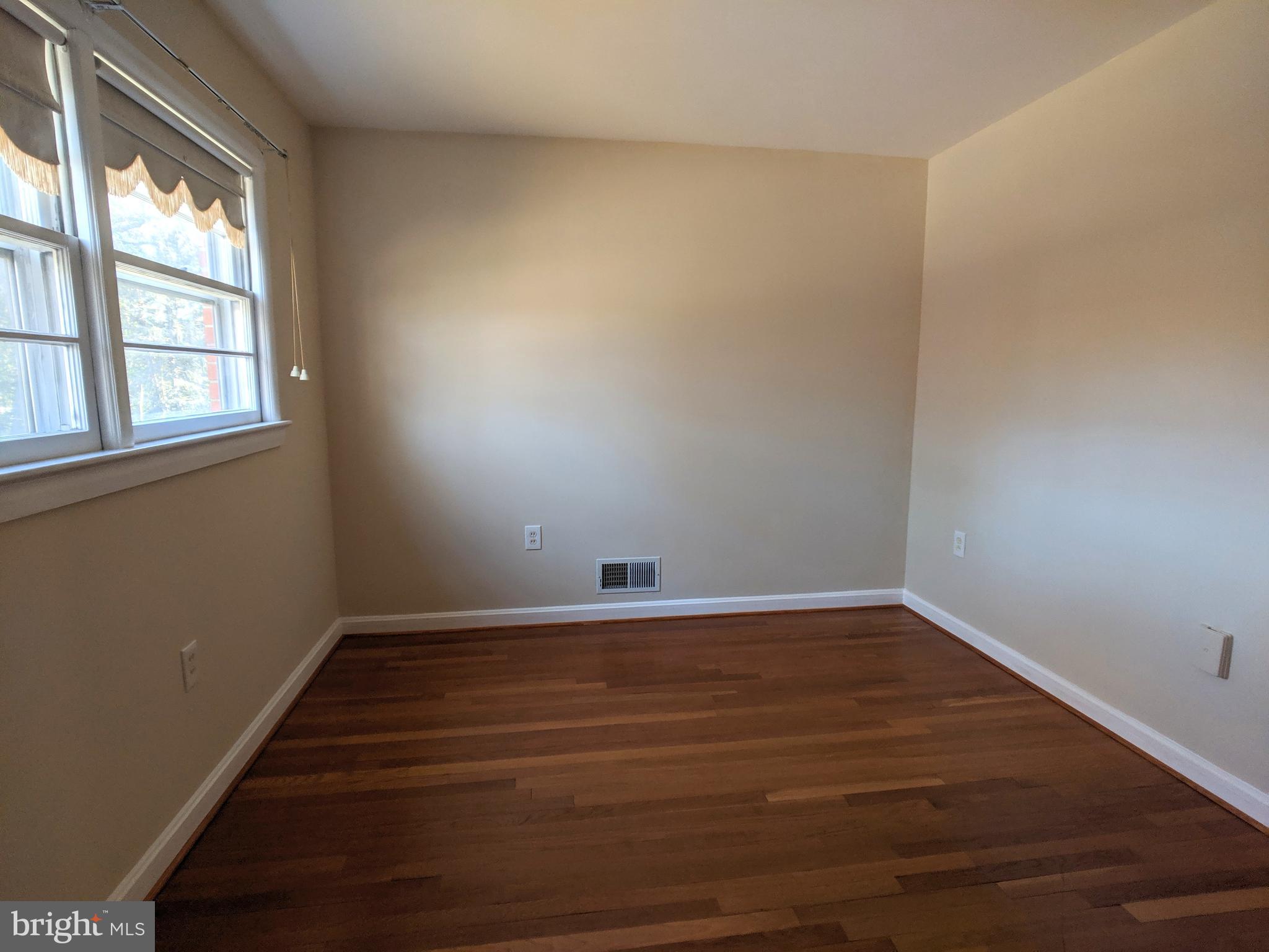 706 Winhall Way Silver Spring, MD 20904 - Photo 9 of 34 Gallery Image 9
