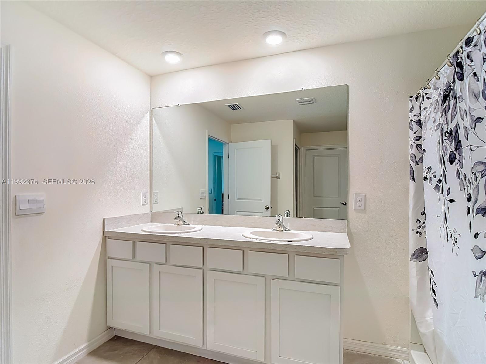 3034 Rim Drive Spring Hill, FL 34609 - Photo 18 of 31