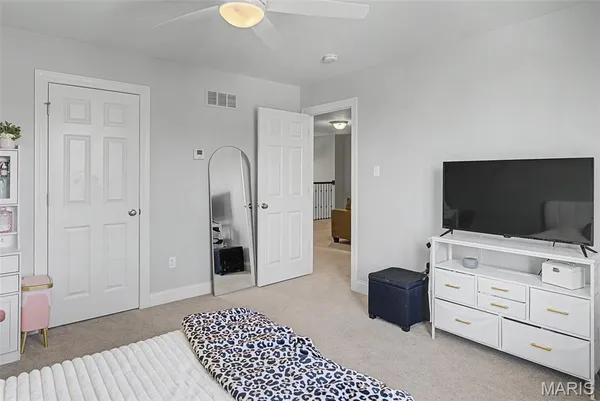 $585,000 | 310 Haycastle Drive, O'Fallon, MO 63367