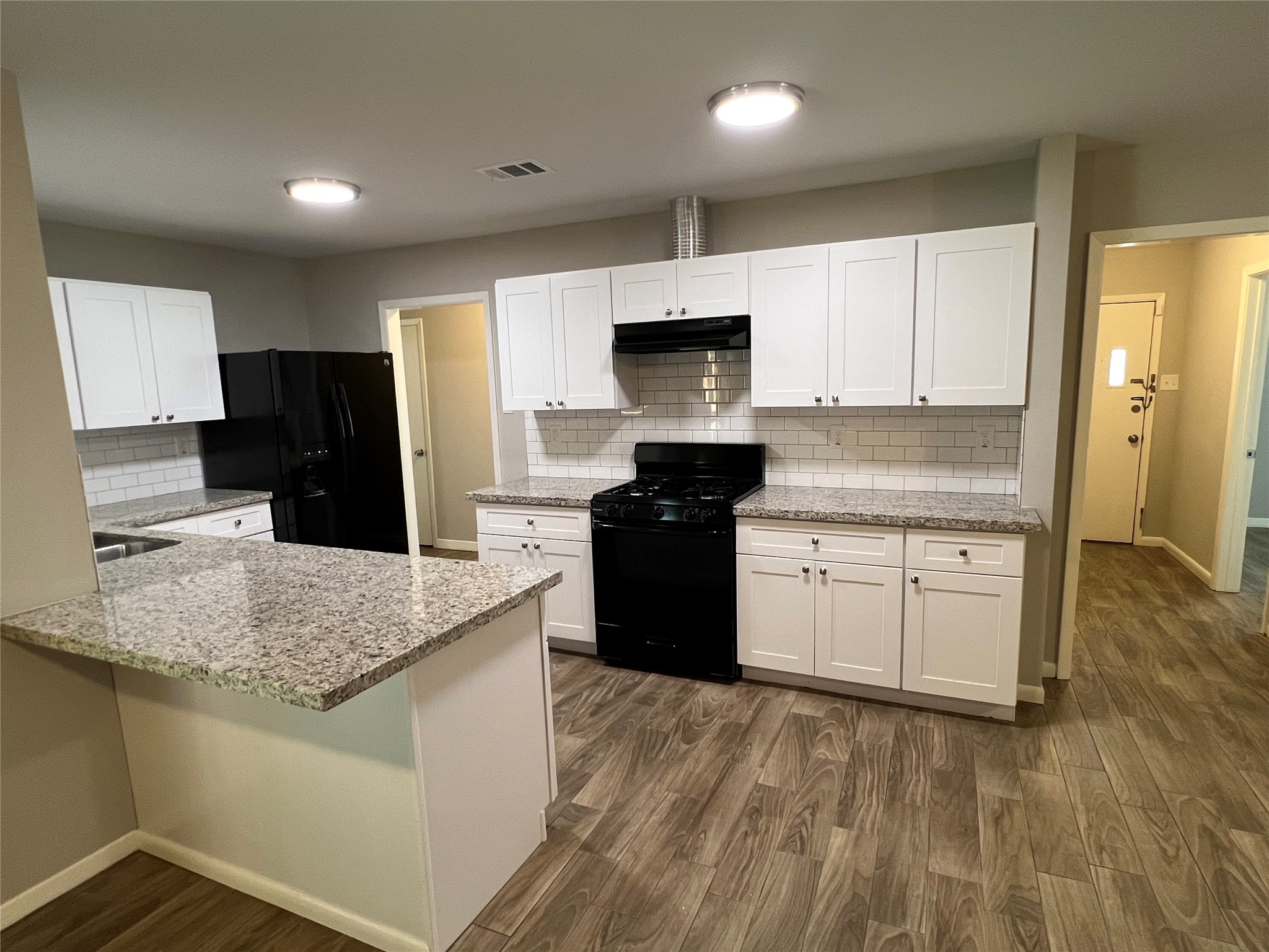10503 Homestead Road Houston, TX 77016 - Photo 10 of 26 Gallery Image 10