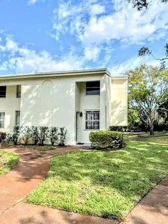 $2,500 | 4201 La Dega Court, Tampa, FL 33611