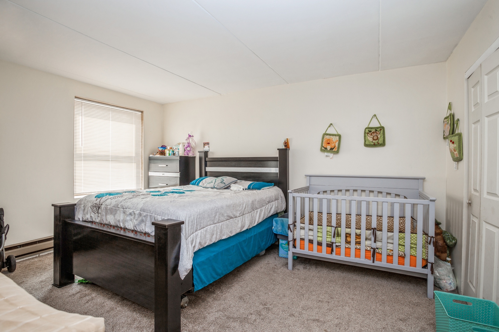 667 Swift Road Addison, IL 60101 - Photo 7 of 15