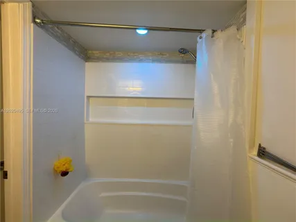 $474,000 | 1001 Three Islands Boulevard, Unit 3331, Hallandale Beach, FL 33009
