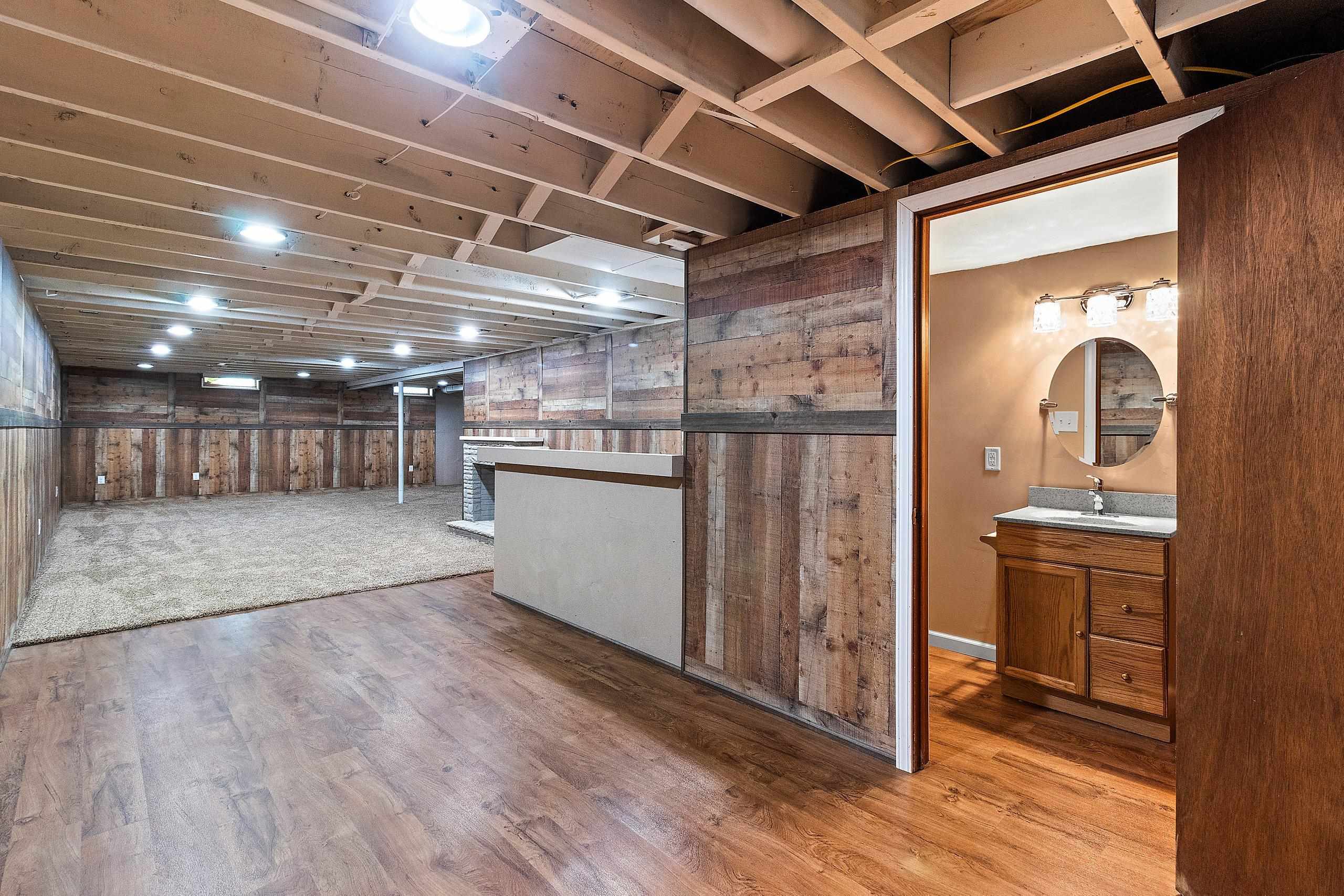 1502 South Van Dyke Road Appleton, WI 54914 - Photo 31 of 53