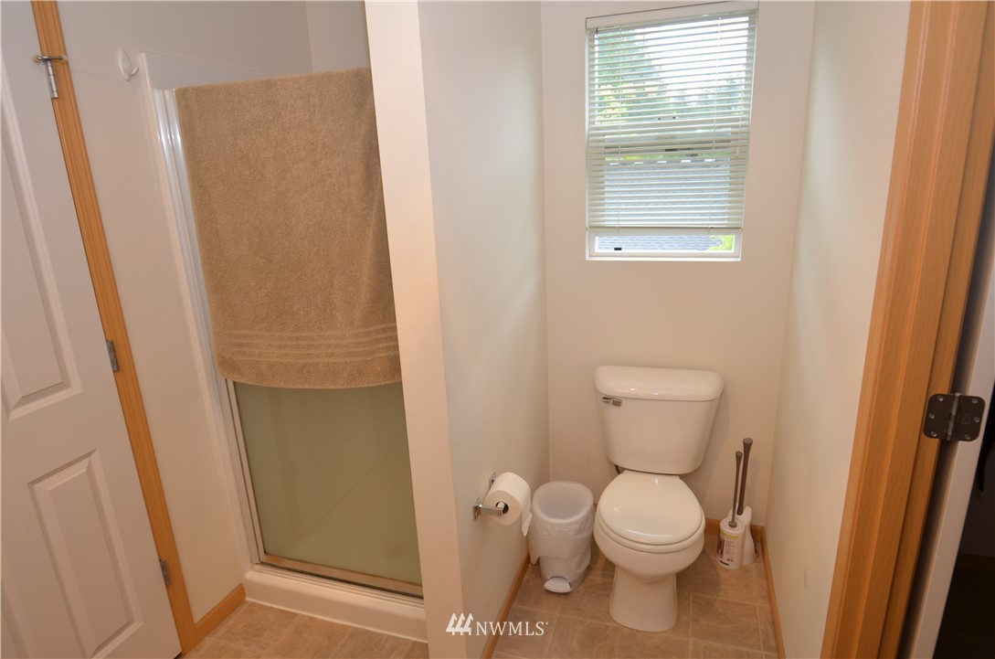 4350 Roxanna Loop Southeast Lacey, WA 98503 - Photo 11 of 21 Gallery Image 11