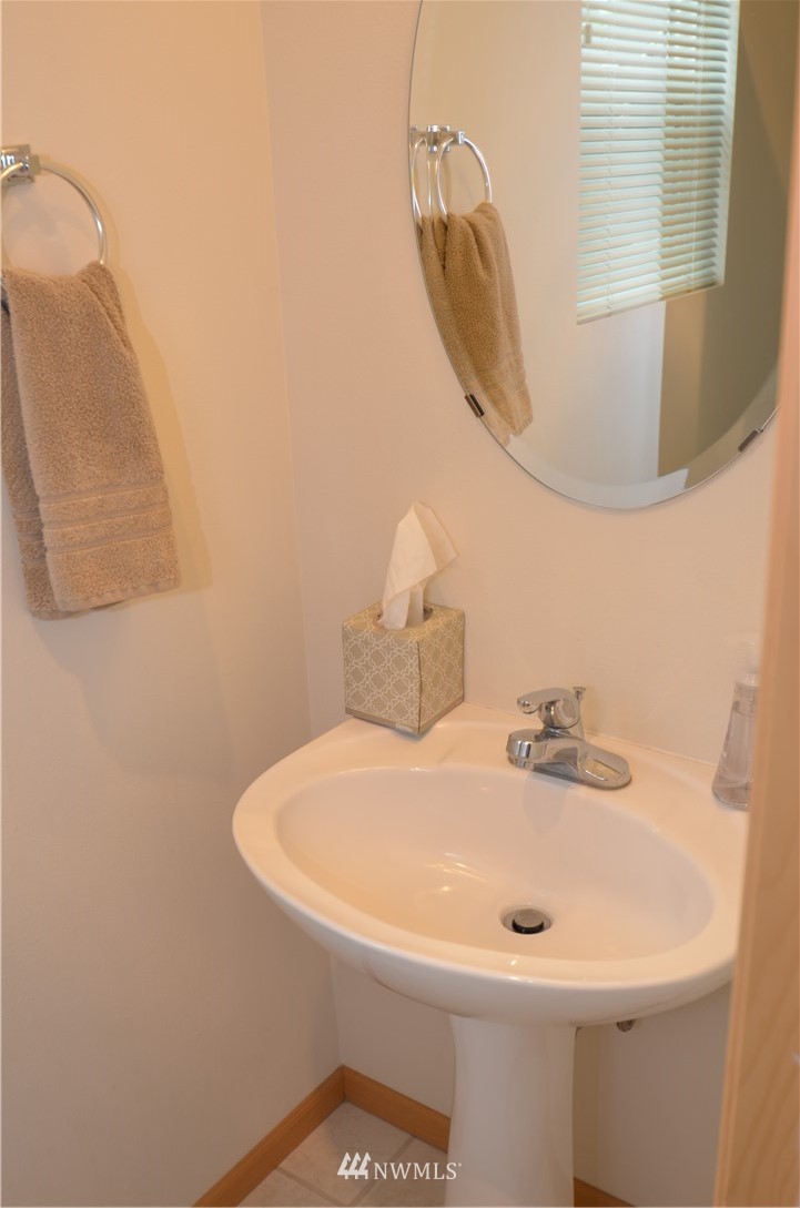 4350 Roxanna Loop Southeast Lacey, WA 98503 - Photo 17 of 21 Gallery Image 17