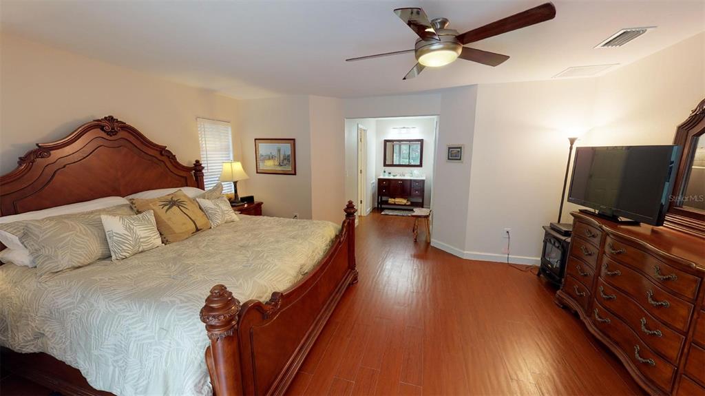 4952 Rutland Gate Sarasota, FL 34235 - Photo 14 of 31