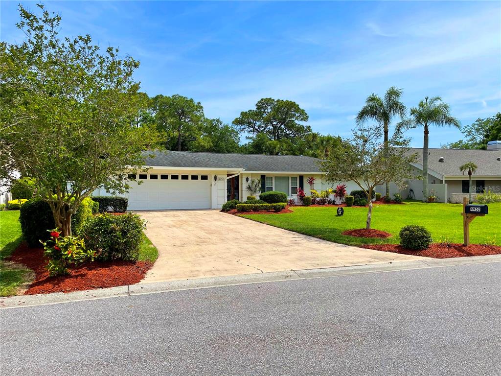 4952 Rutland Gate Sarasota, FL 34235 - Photo 2 of 31
