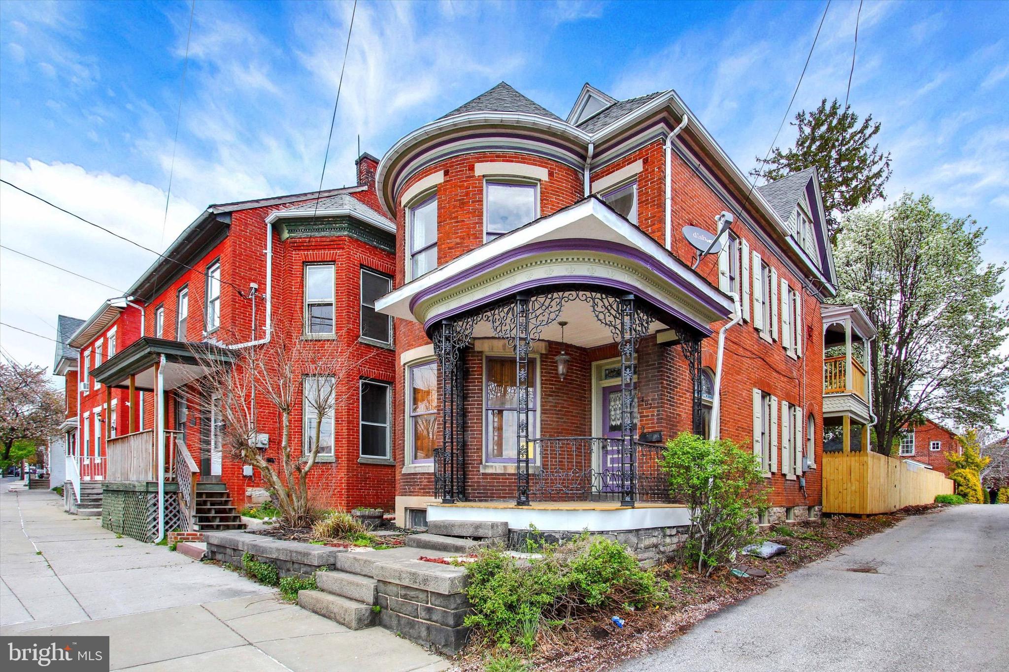 407 Carlisle Street Hanover, PA 17331 - Photo 2 of 38